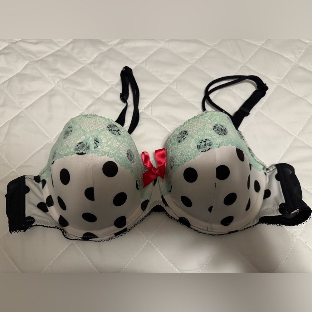 Lane Bryant Cacique Bra Size 42B